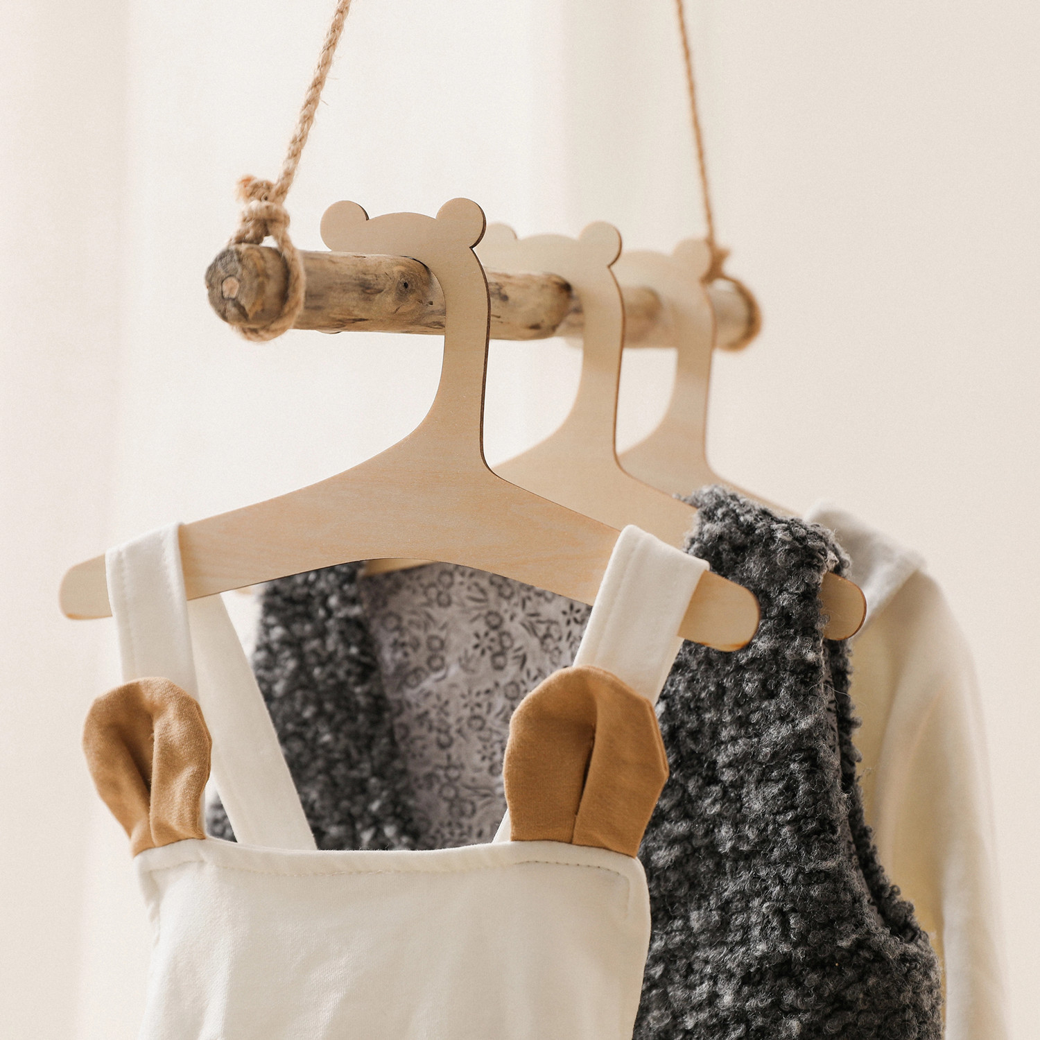 5/10 Stück Holz-Kinderbügel fü – Baby Clothing Hanging Rack Bewertung und Preis